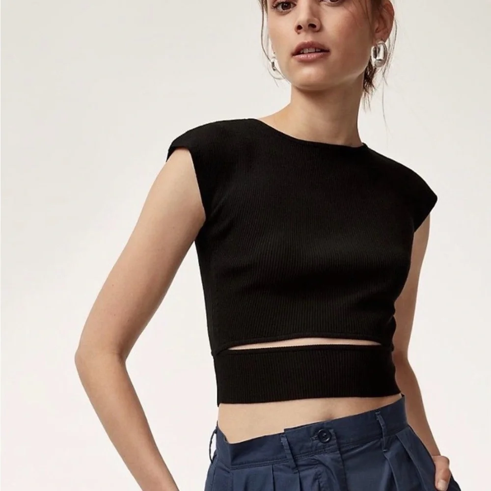 Aritzia Wilfred Yacine Cut-Out Knit Black Top XXS - Picture 6 of 11